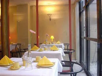 Delta Hotell 2*